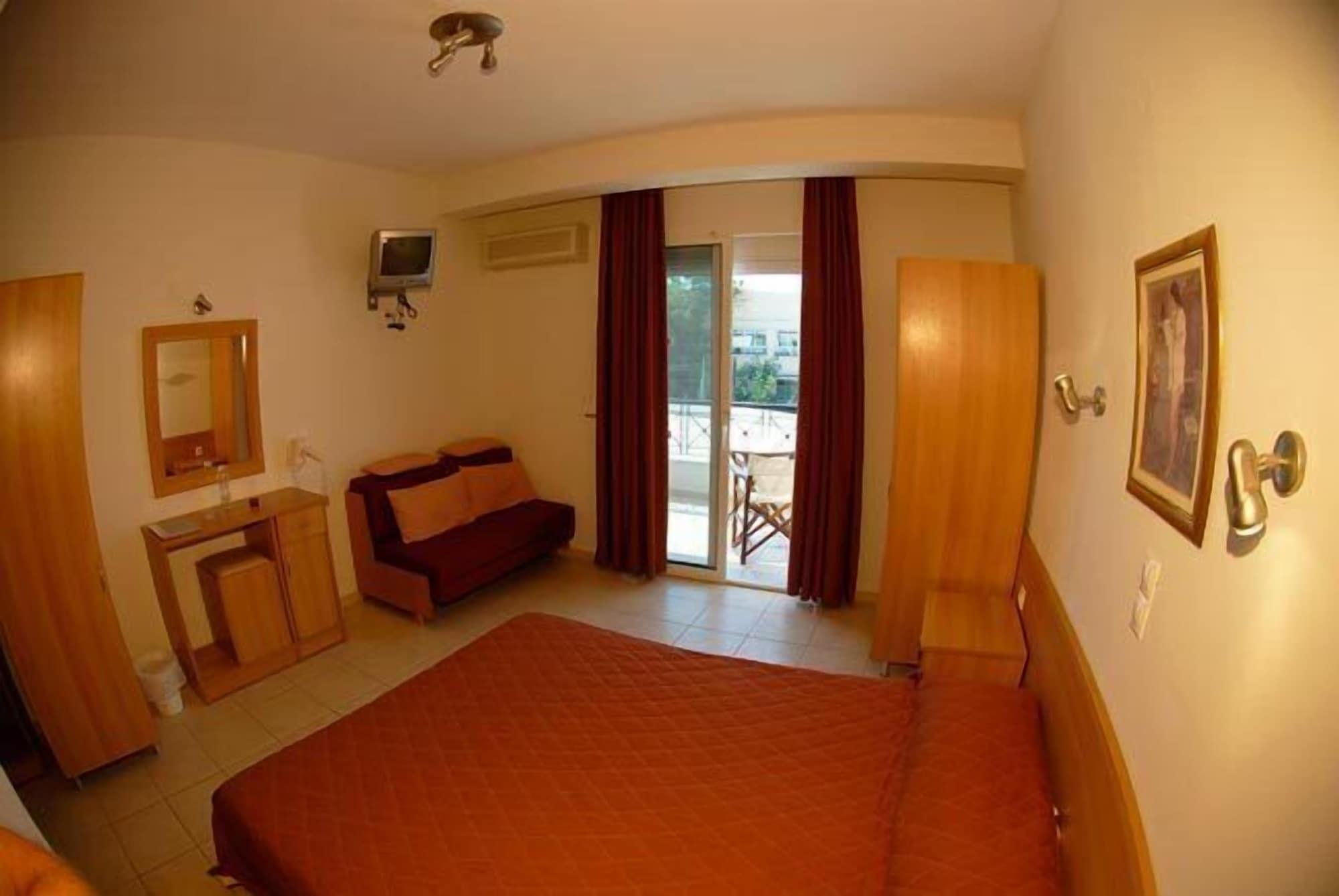 Filia Hotel And Apartments 리메나스 외부 사진