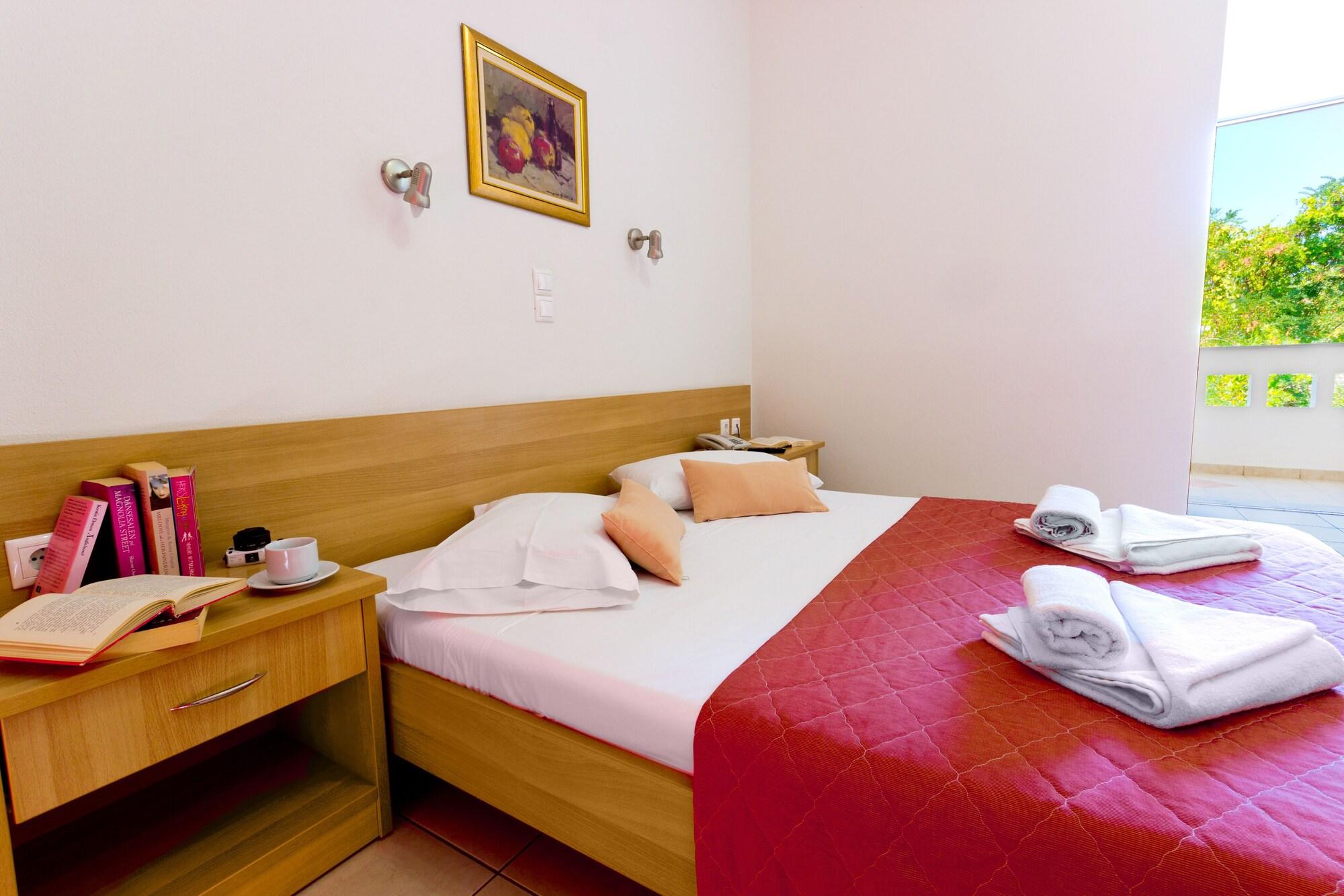 Filia Hotel And Apartments 리메나스 외부 사진